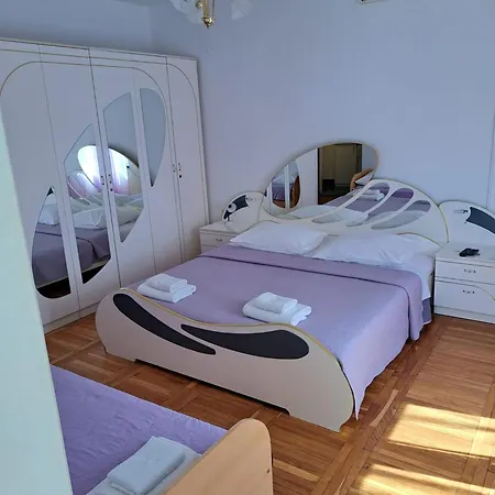 9 Apartment Makarska