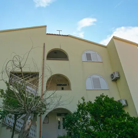 9 Apartment