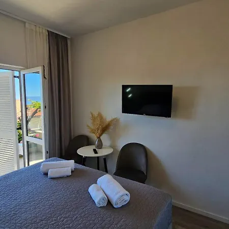 9 Apartment